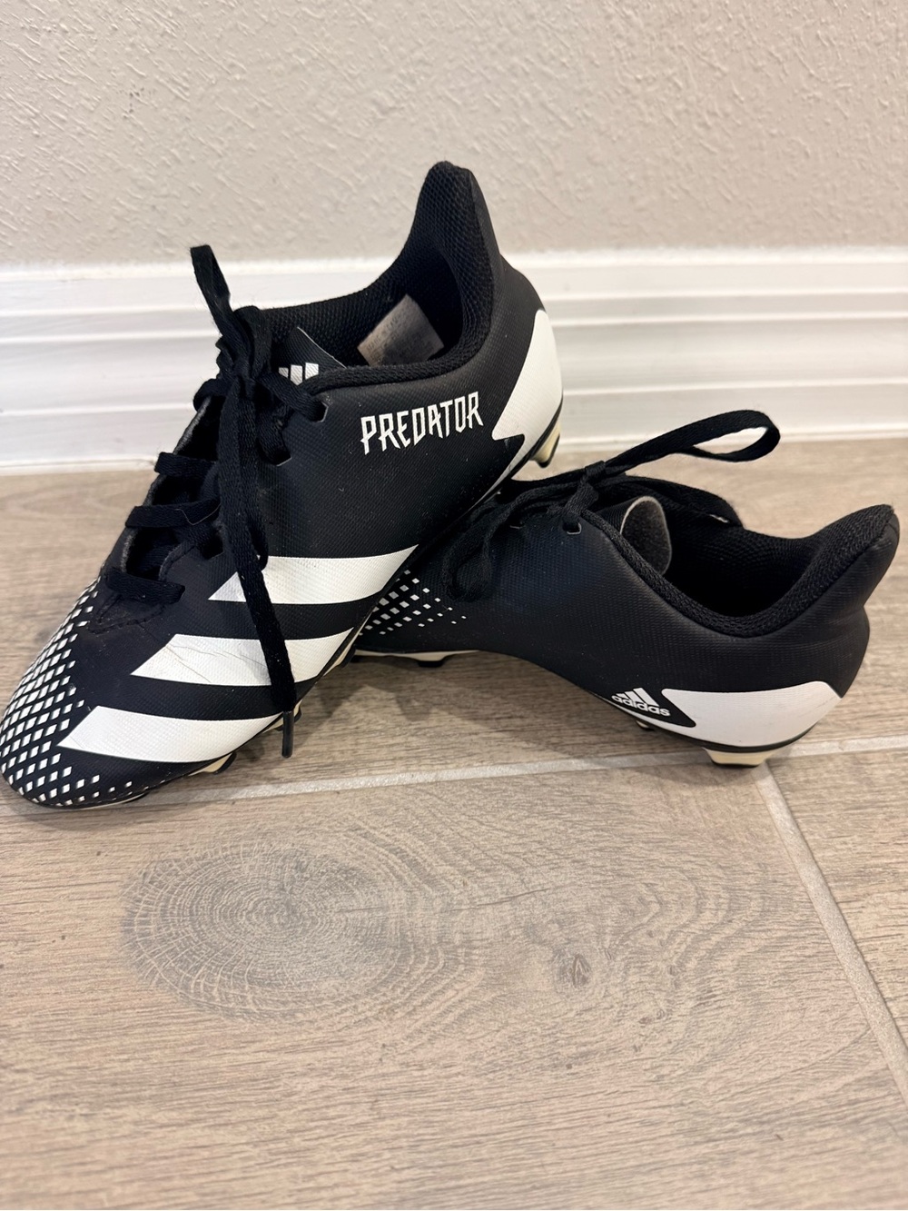 adidas Kids Predator Soccer Cleats - Black & White
